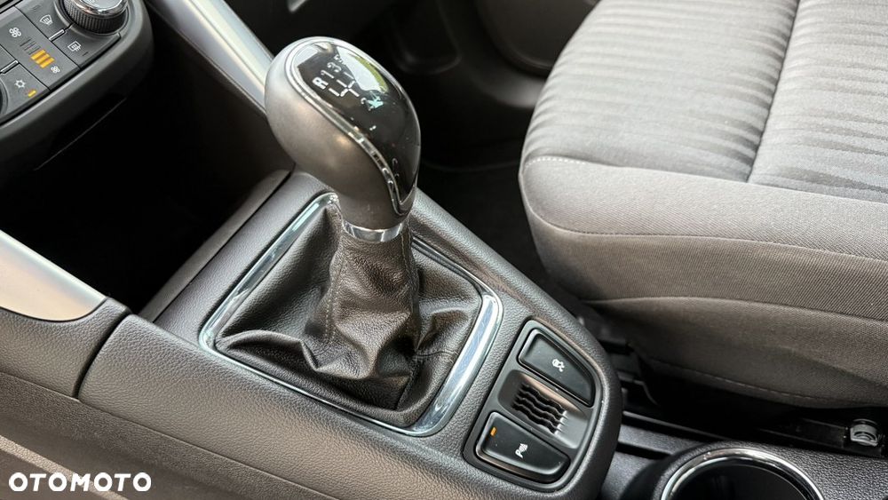 Opel Zafira Tourer 1.4 Turbo Innovation - 24