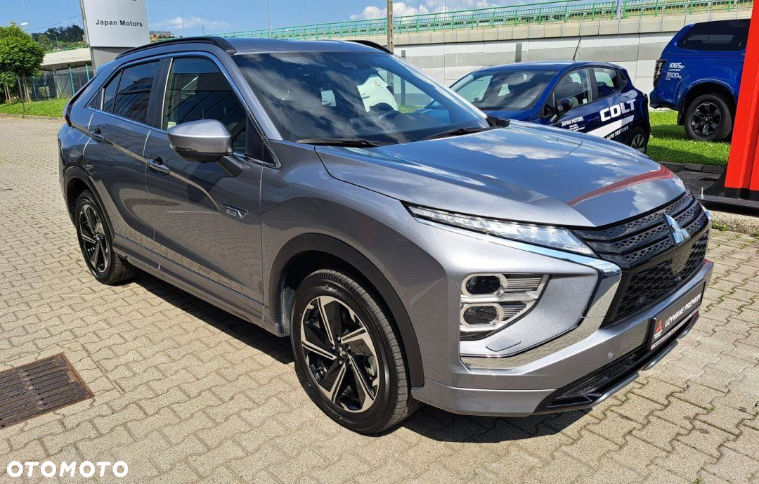 Mitsubishi Eclipse Cross - 3