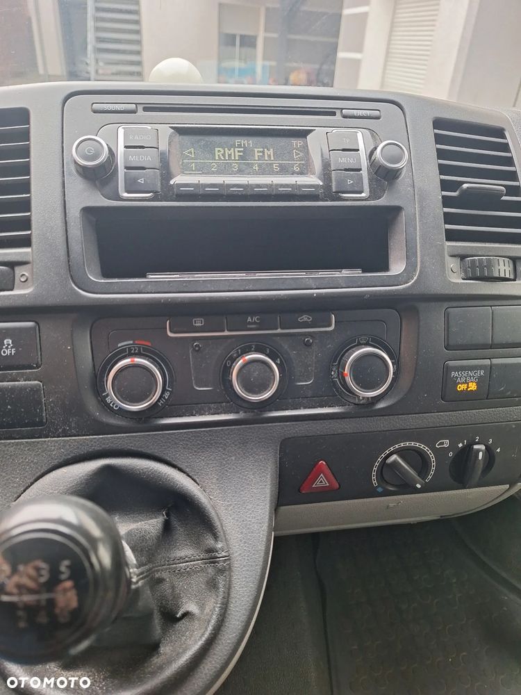 Volkswagen Transporter - 22