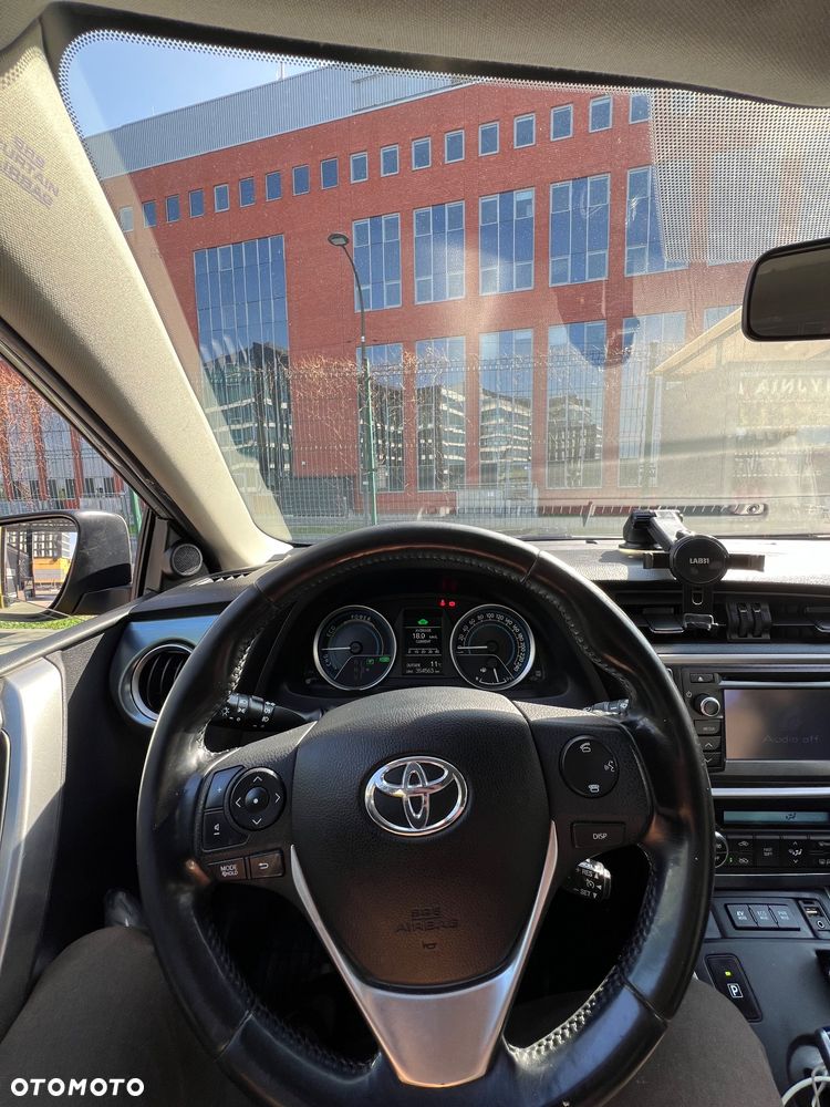 Toyota Auris - 15