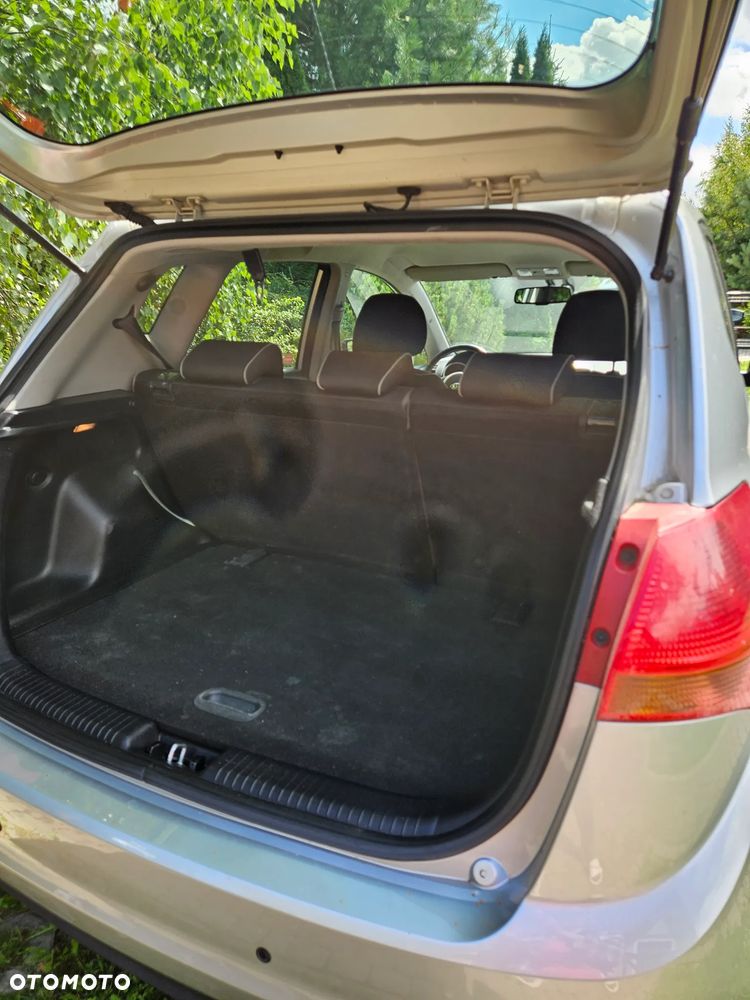 Kia Venga 1.6 M - 7