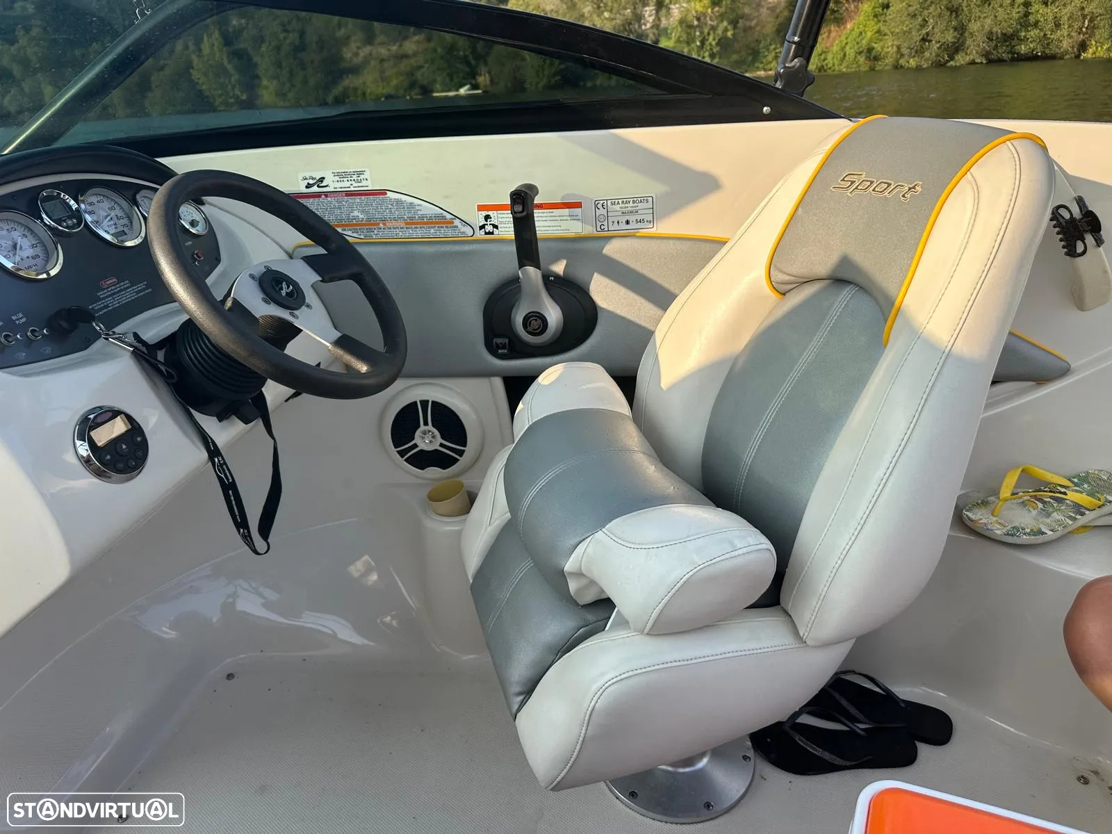 Sea Ray 185 SPORT - 4