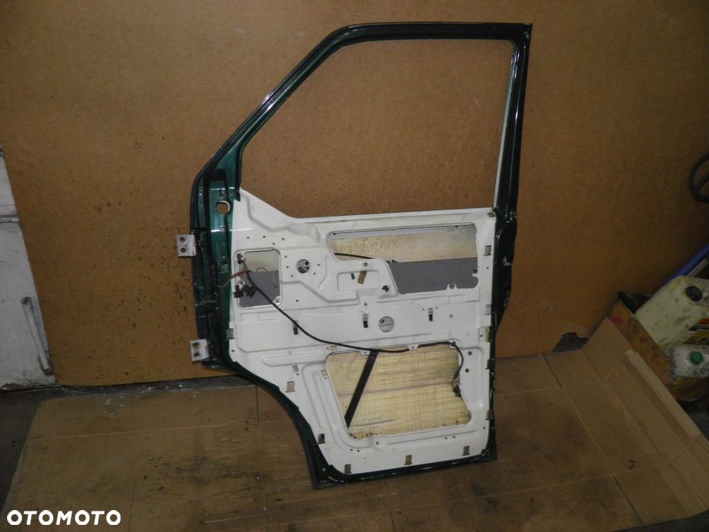 TRANSPORTER T4 MULTIVAN LIFT 96- DRZWI PRZÓD PRAWE - 1