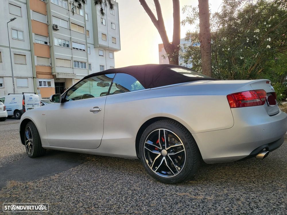 Audi A5 Cabrio 2.7 TDi S-line - 4