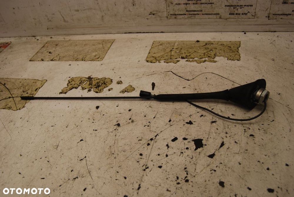 WZMACNIACZ PODSTAWA ANTENY 1M0035505A SEAT LEON I IBIZA III TOLEDO II - 3