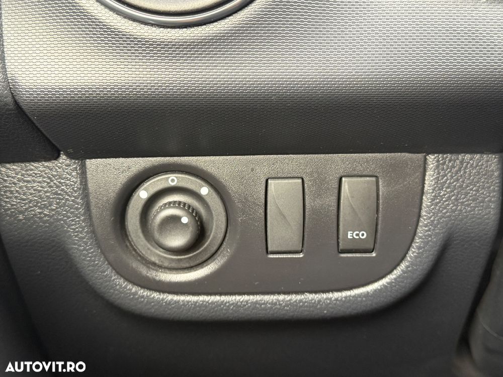 Dacia Logan 0.9 90CP Laureate - 12