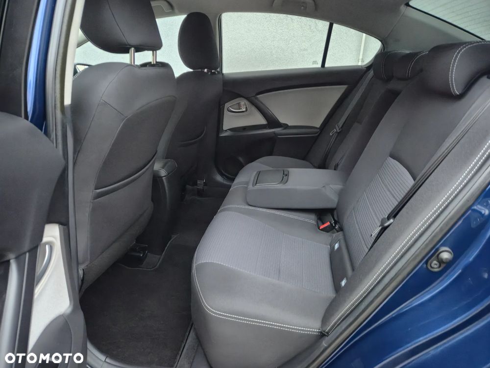 Toyota Avensis 1.8 Edition S+ - 12