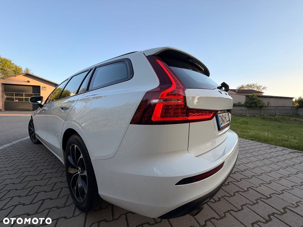 Volvo V60 T4 Geartronic Momentum Pro - 4