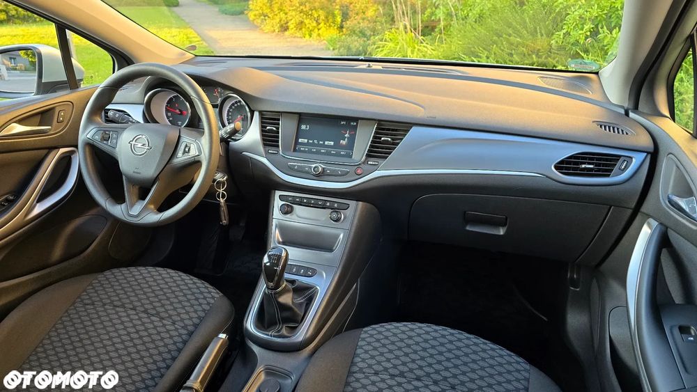 Opel Astra - 12