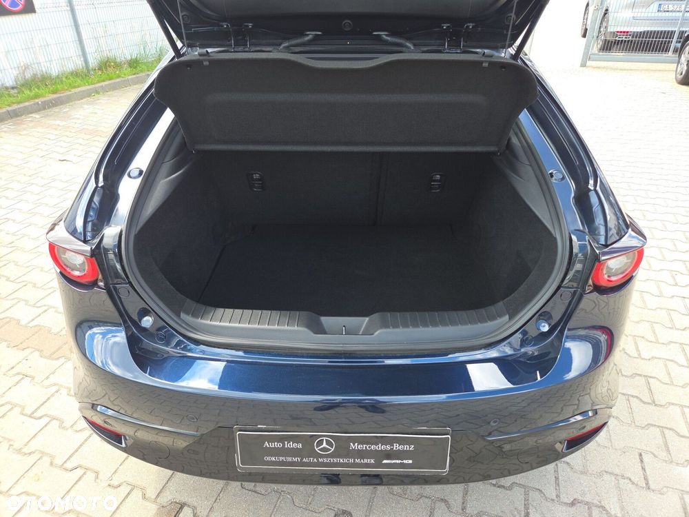 Mazda 3 - 16