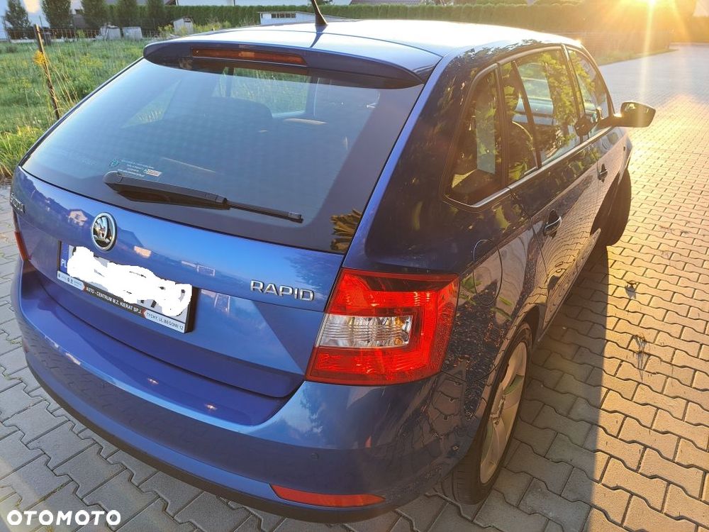 Skoda RAPID 1.6 TDI DPF Elegance - 16