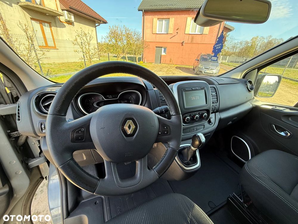 Renault Trafic - 22