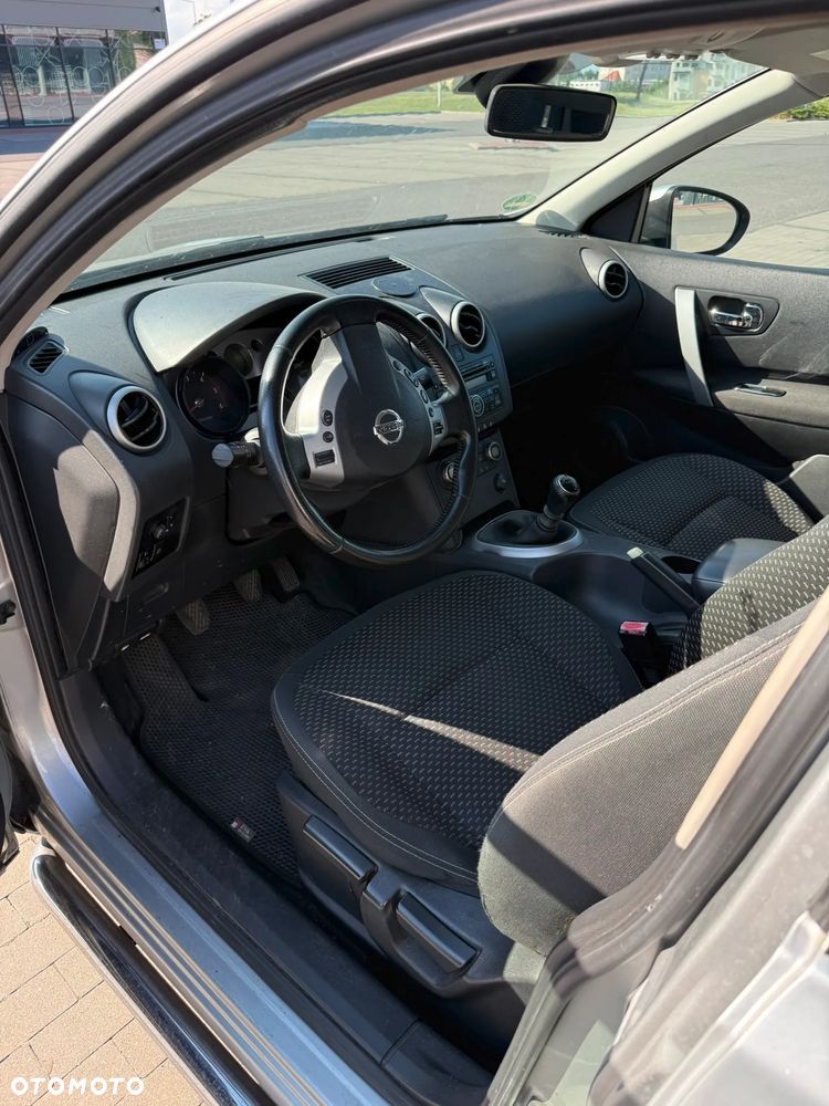 Nissan Qashqai 2.0 dCi DPF acenta - 10