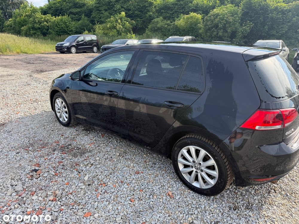 Volkswagen Golf - 9