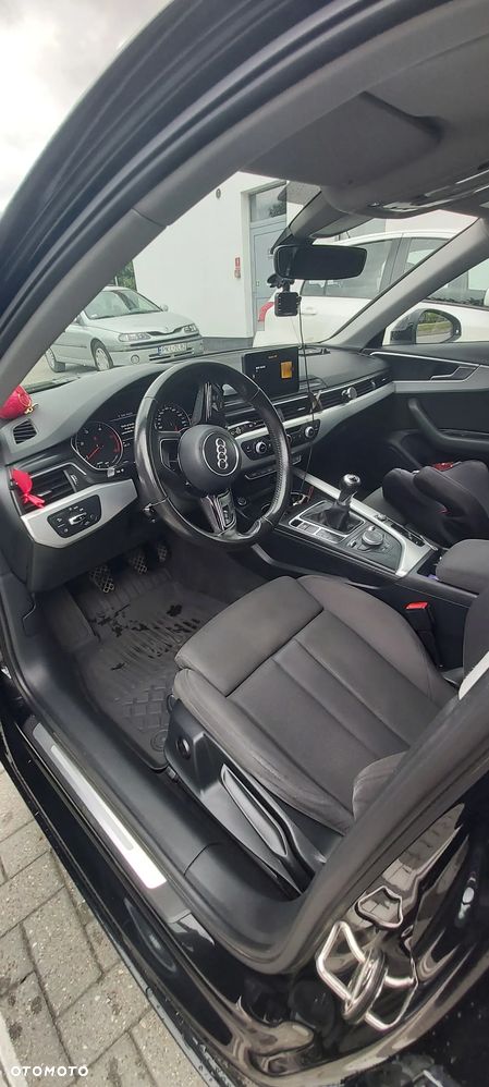 Audi A4 Avant 2.0 TDI DPF S line Sportpaket - 8