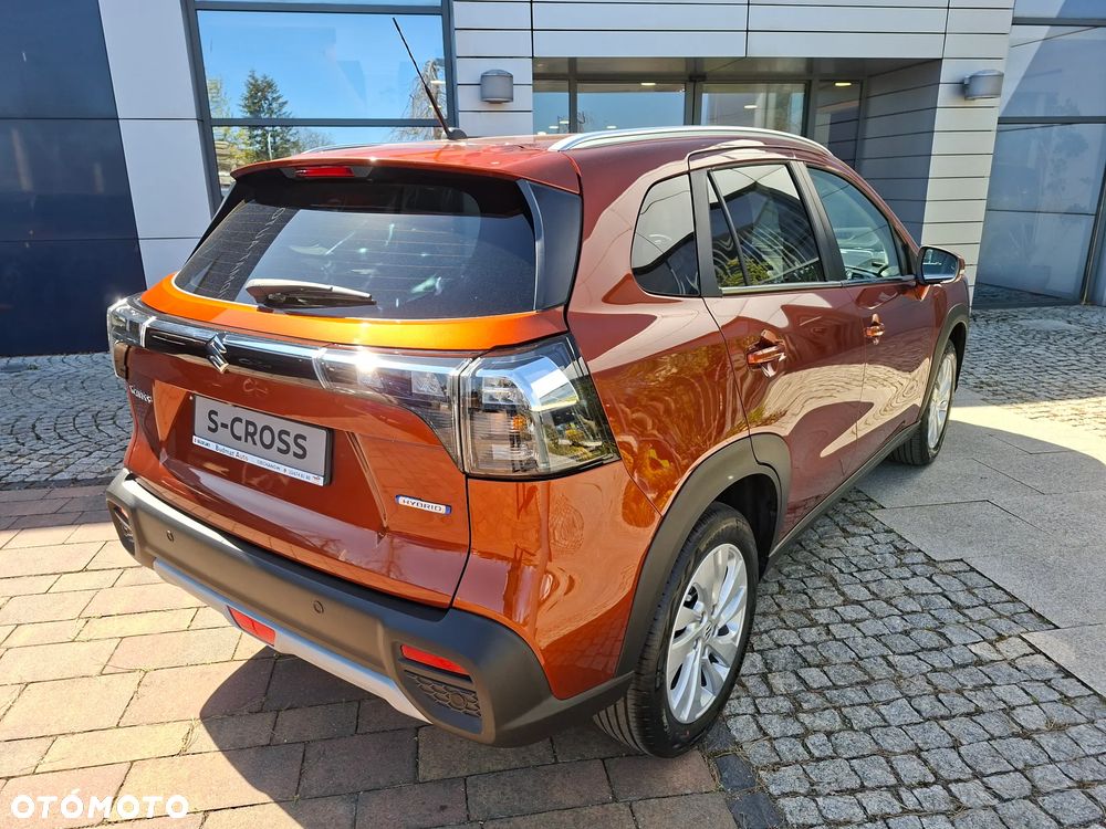 Suzuki S-Cross 1.4 BoosterJet mHEV Premium Plus SP 4WD - 10
