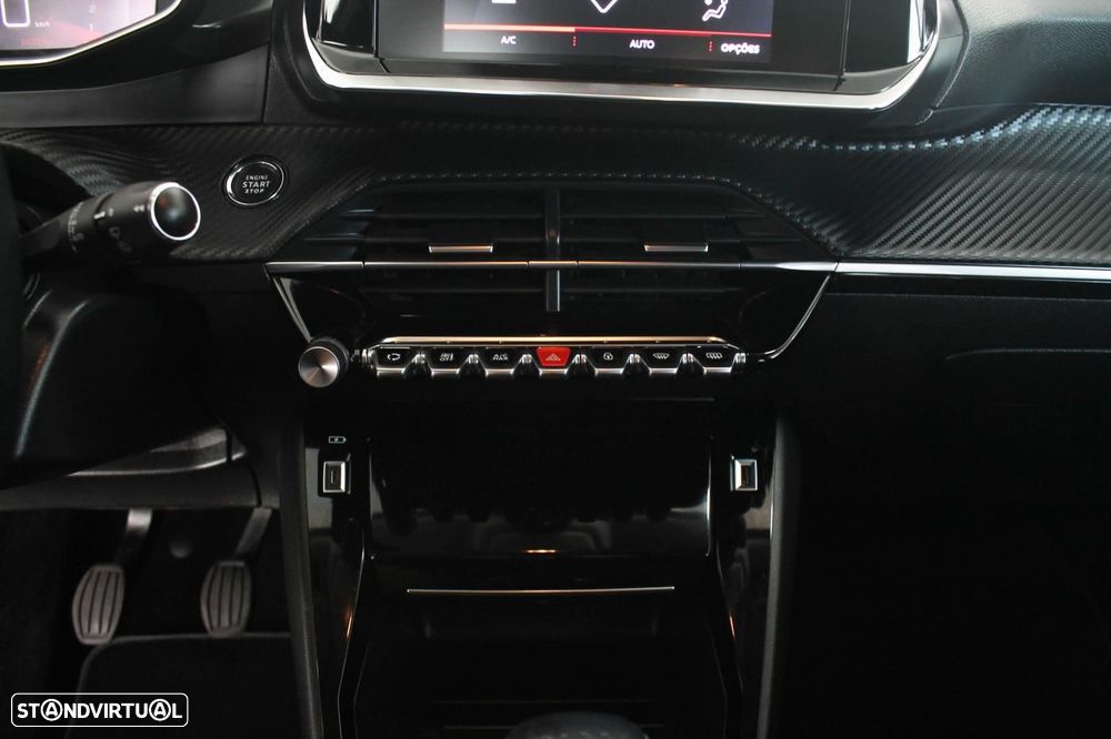 Peugeot 208 1.2 PureTech Allure - 23