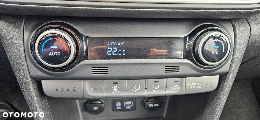 Hyundai Kona - 35