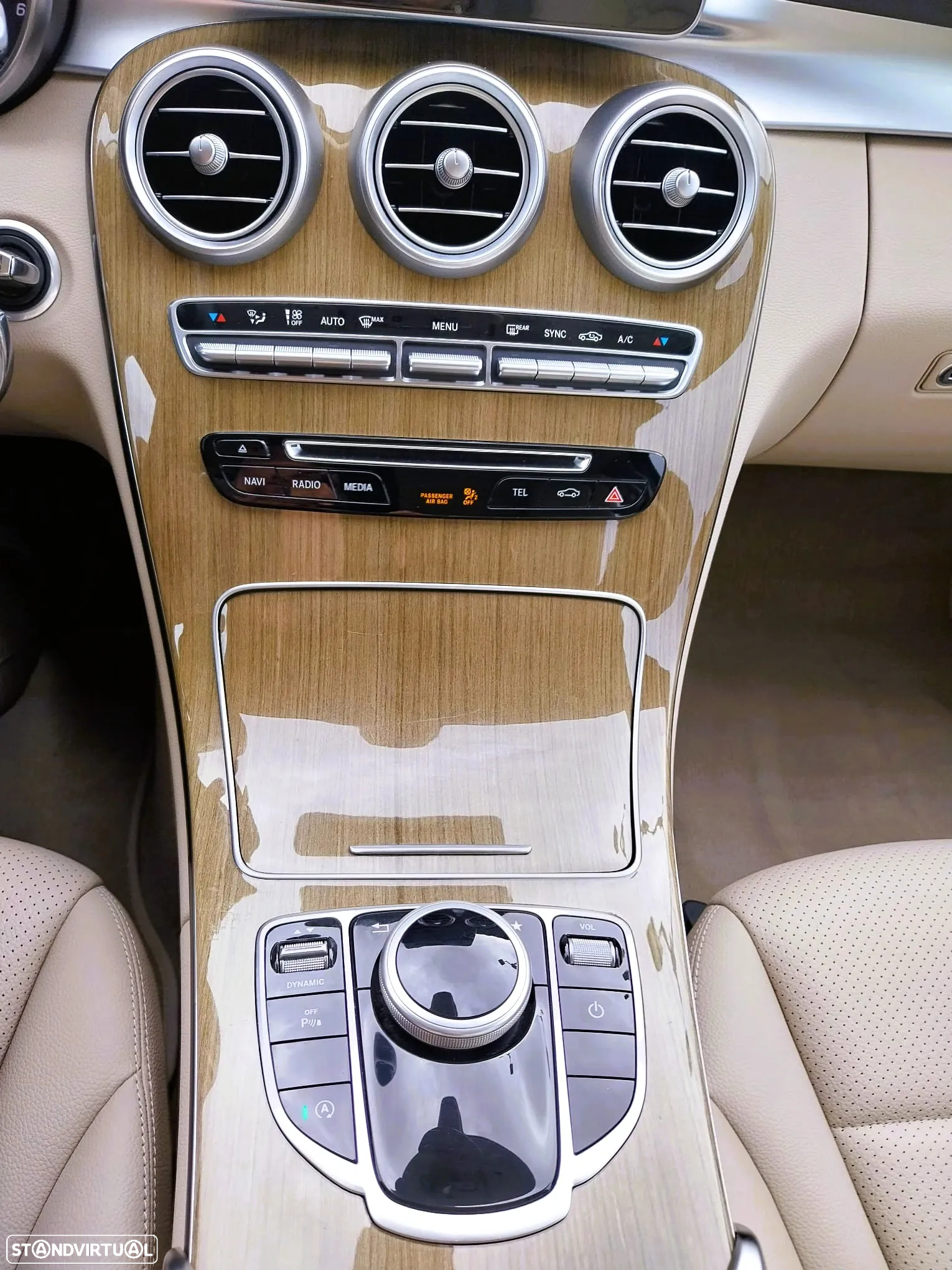 Mercedes-Benz C 200 - 16