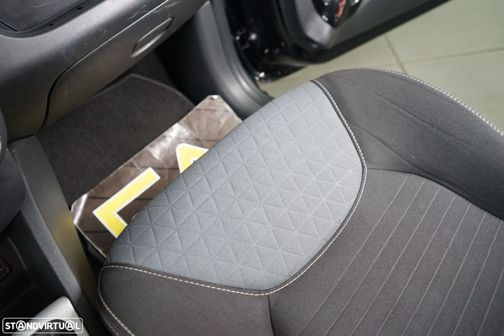 Renault Clio Sport Tourer 1.5 dCi Confort - 36