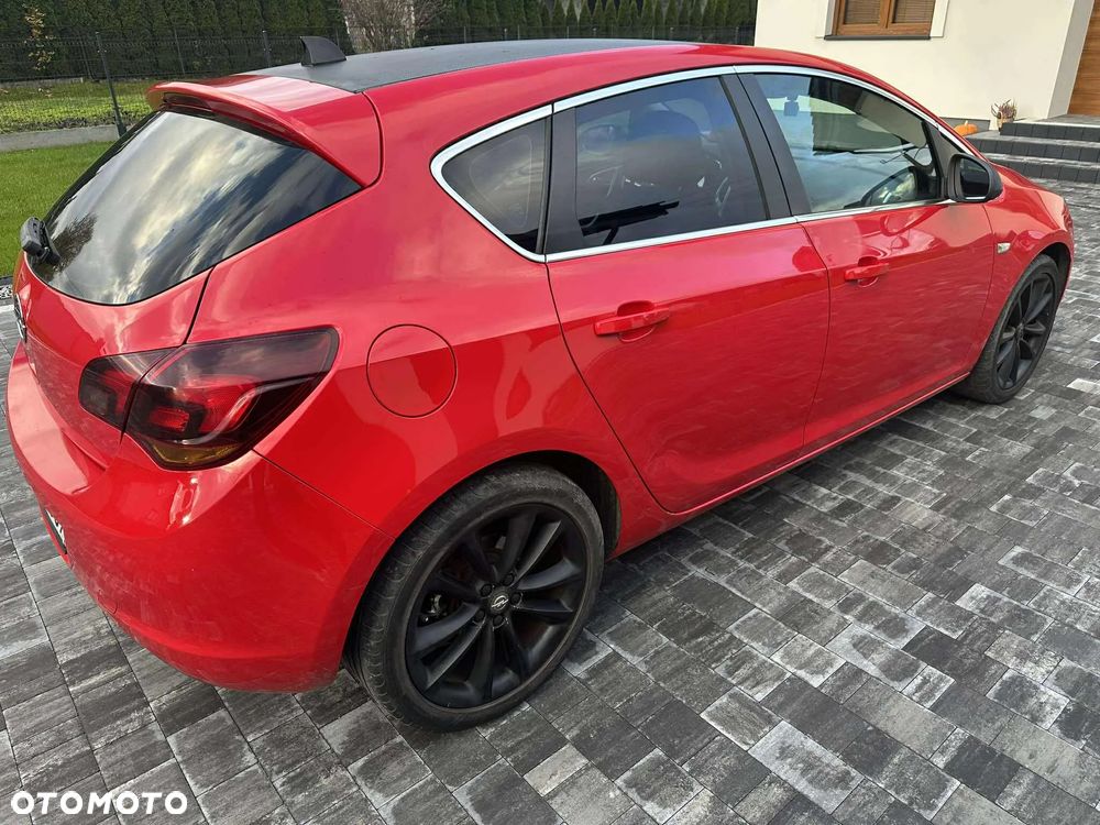Opel Astra III 1.6 Cosmo - 11