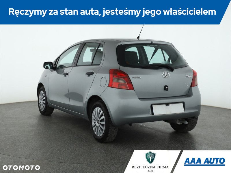Toyota Yaris - 5