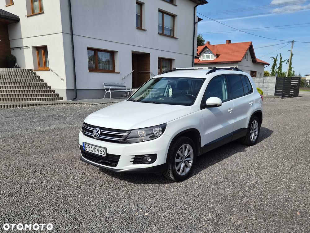 Volkswagen Tiguan - 1