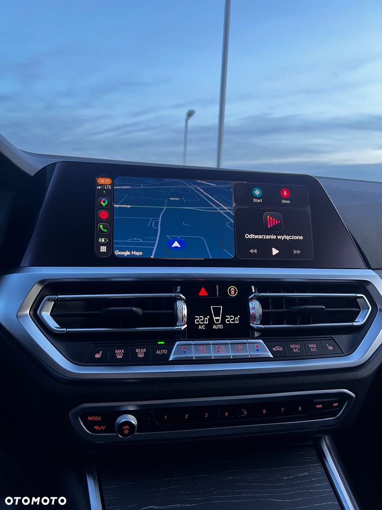 BMW Seria 3 330i xDrive M Sport sport - 23