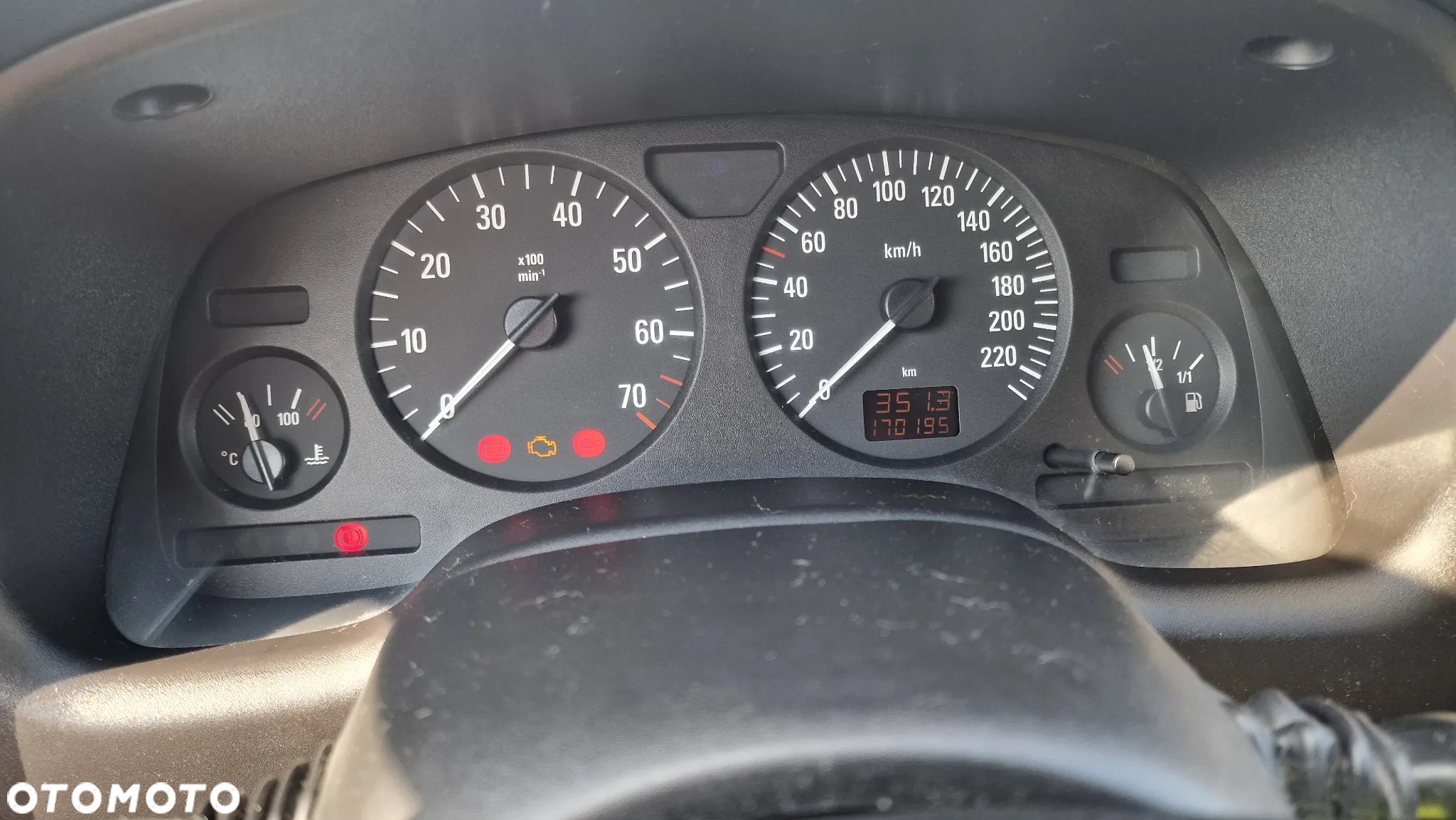 Opel Astra - 26