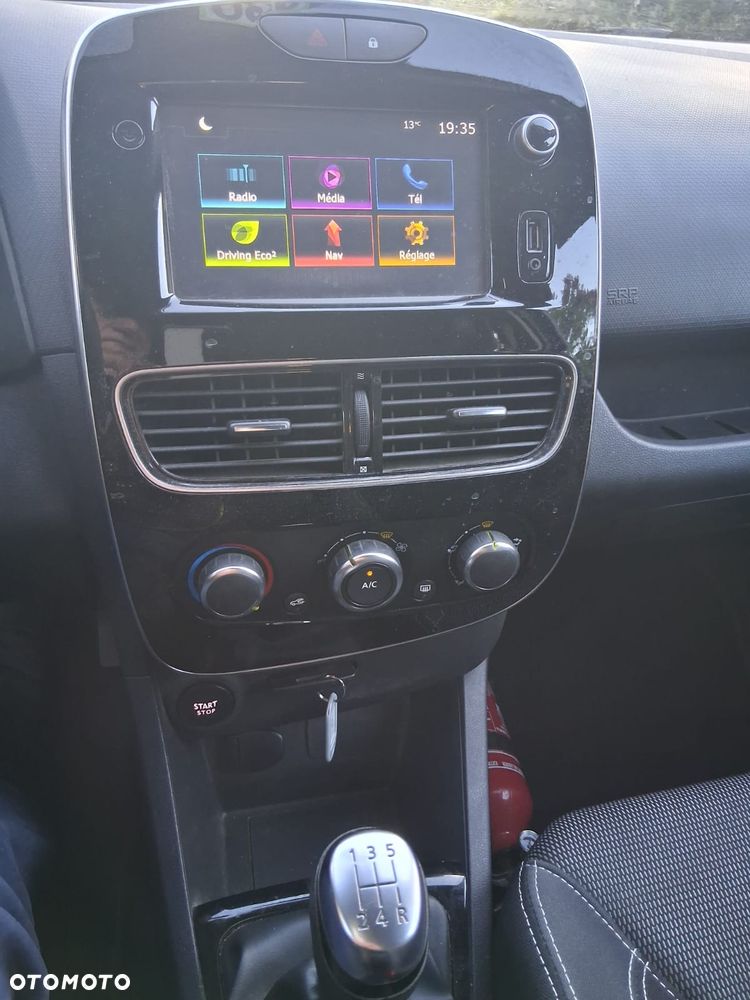 Renault Clio 1.5 dCi Zen - 17