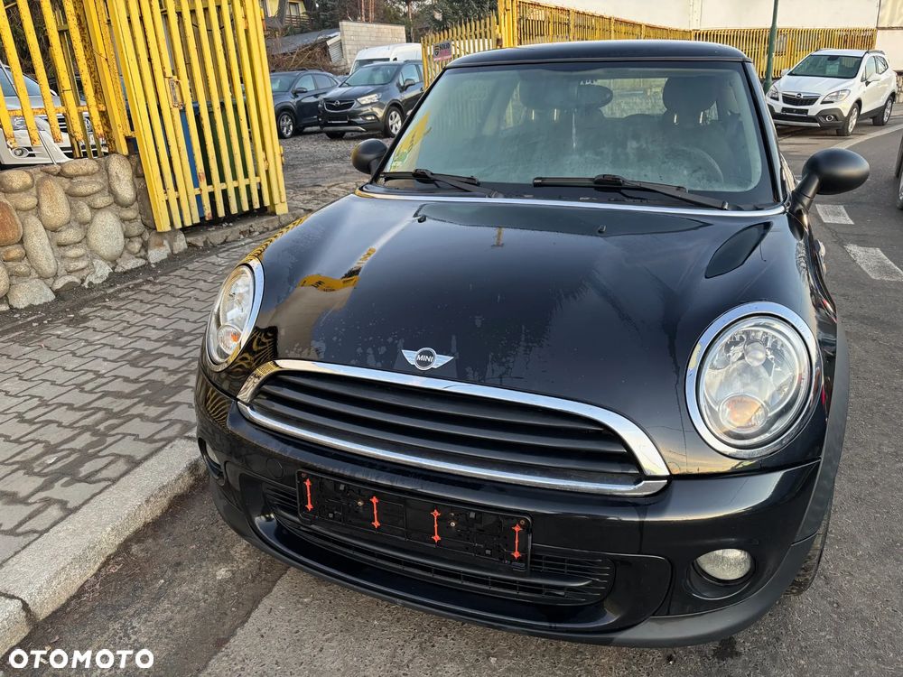 MINI ONE Brick Lane - 2