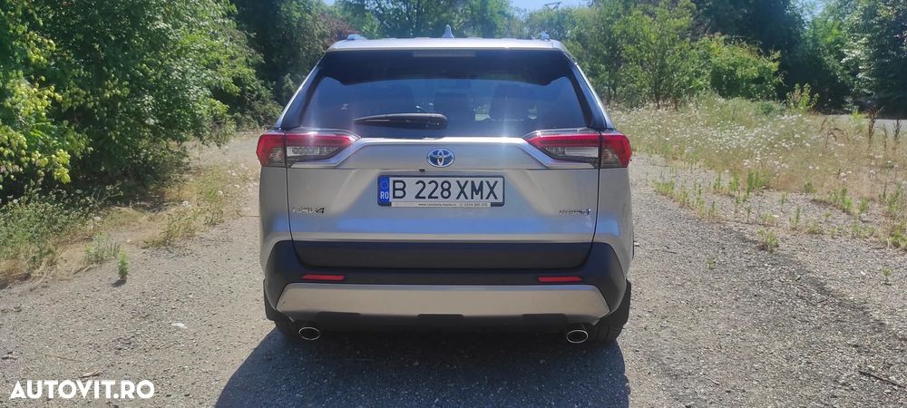 Toyota RAV4 - 4