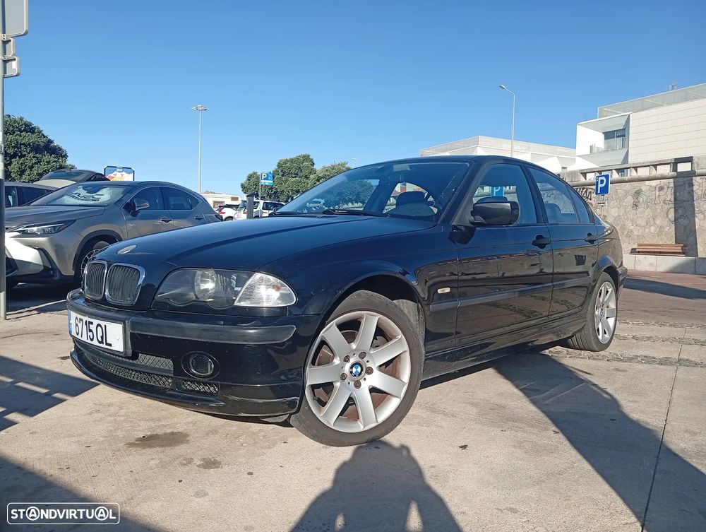 BMW 320