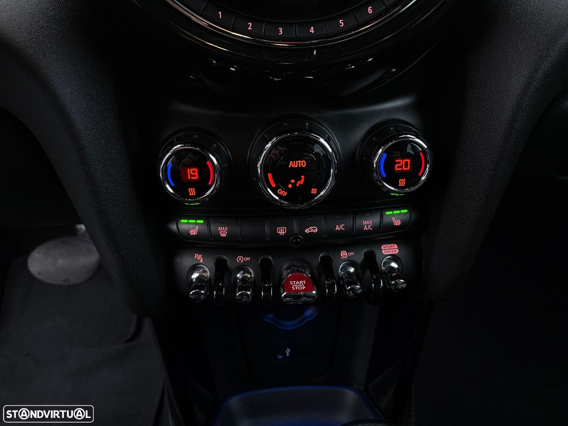 MINI 5 Portas One Auto - 31