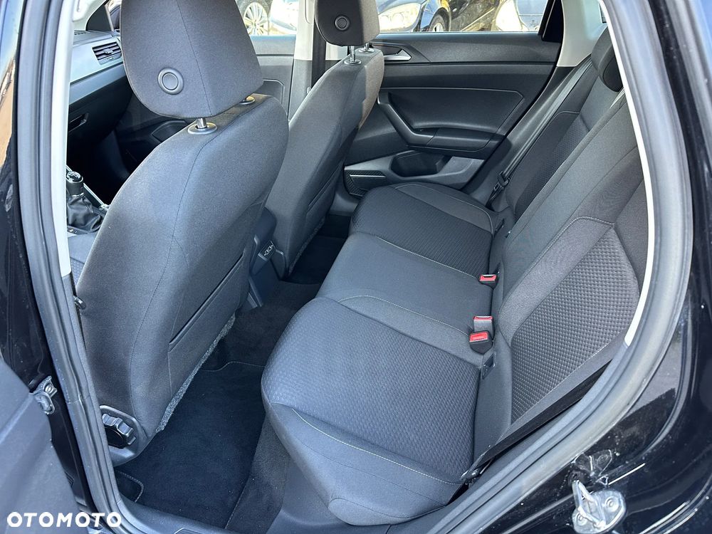 Volkswagen Polo - 22