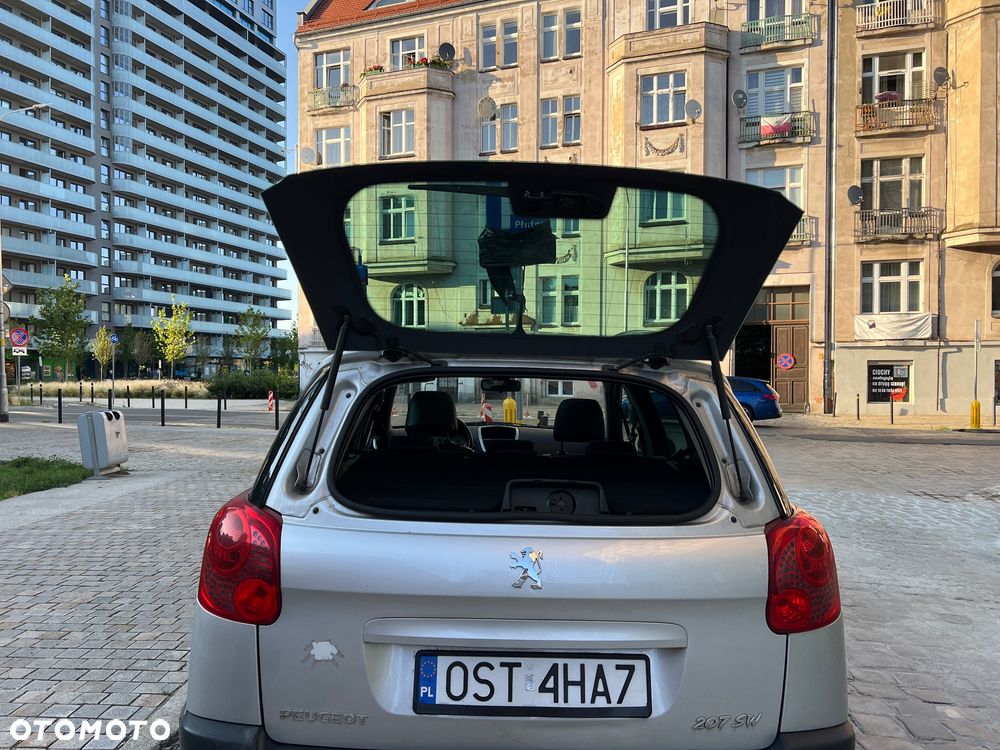Peugeot 207 120 VTi Premium - 5