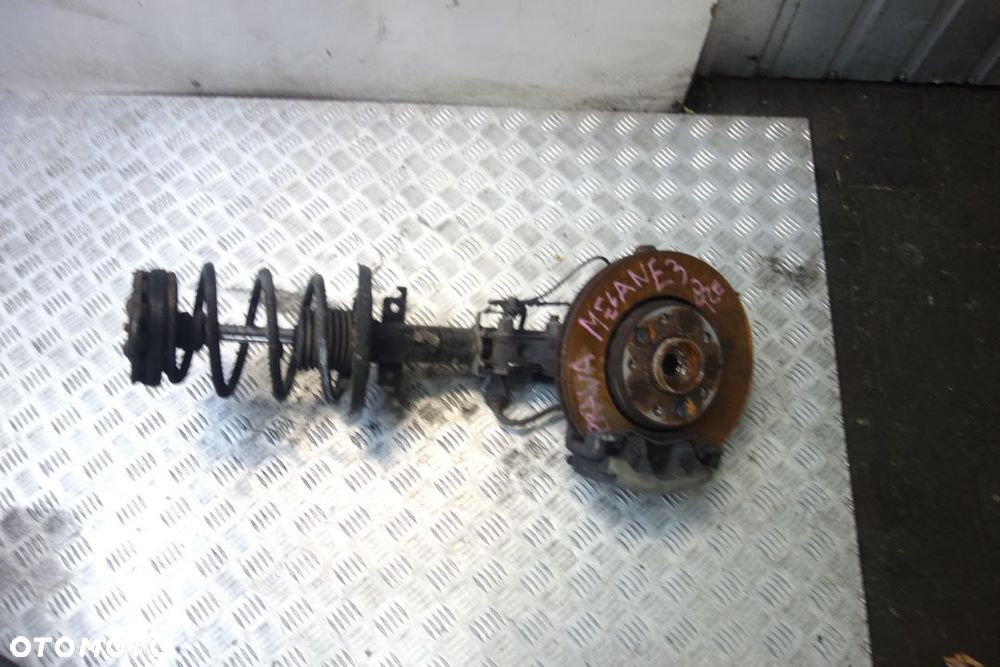 MACPHERSON LEWY PRAWY PRZÓD RENAULT MEGANE III 1.2 TCE - 2