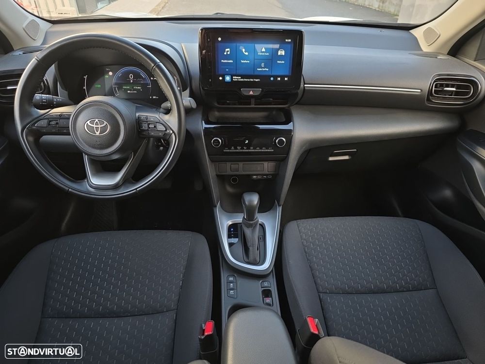 Toyota Yaris Cross 1.5 HDF Comfort Plus - 12