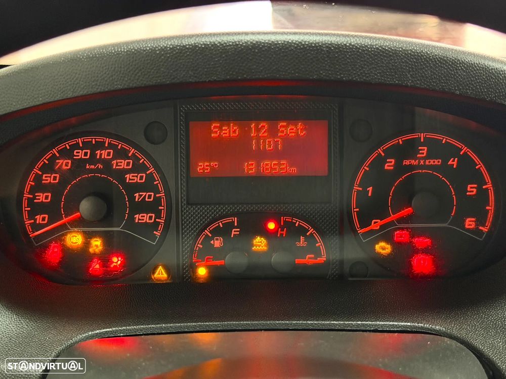 Peugeot Boxer 2.2BlueHDi - 12