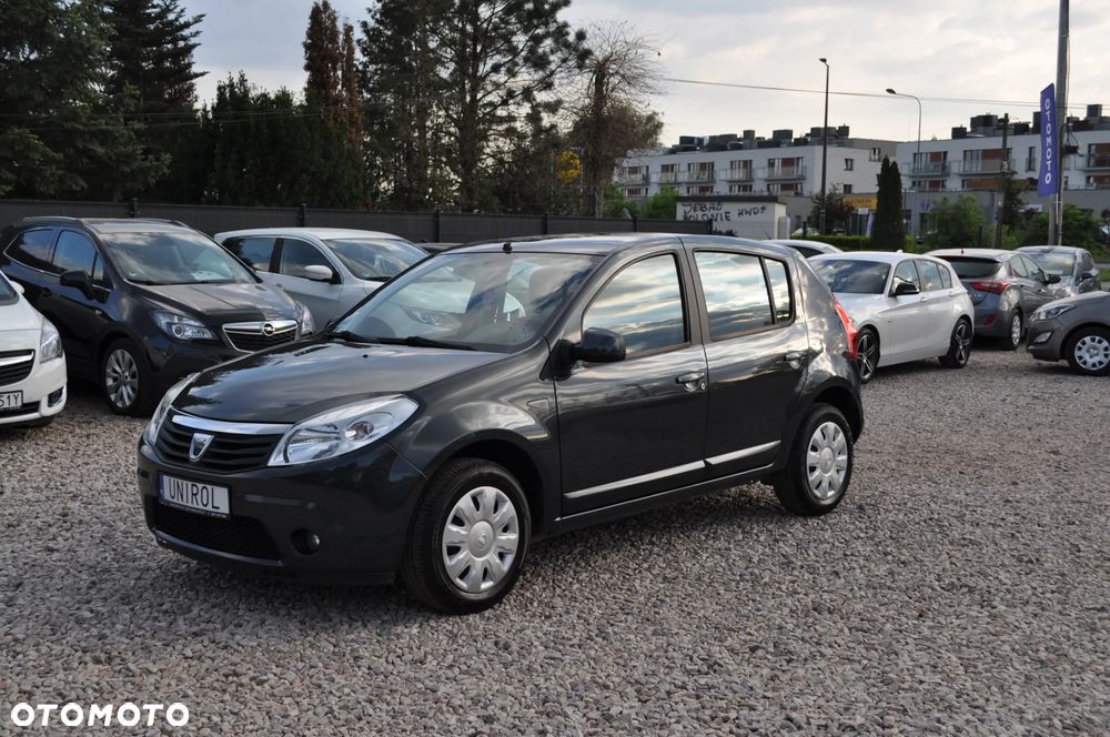 Dacia Sandero 1.6 Laureate BL - 1