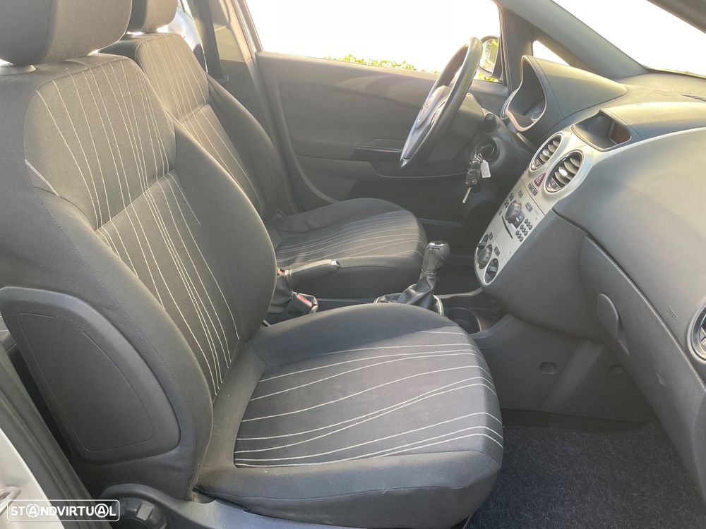 Opel Corsa - 21