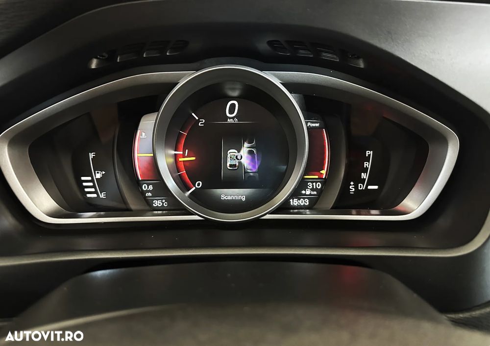 Volvo V40 D3 Aut Summum - 22