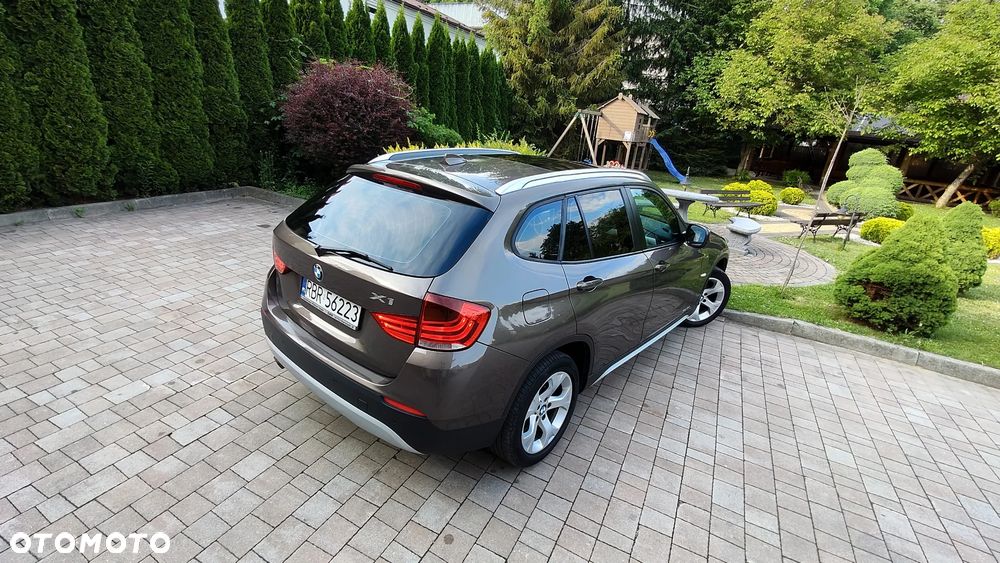 BMW X1 sDrive18d xLine - 9