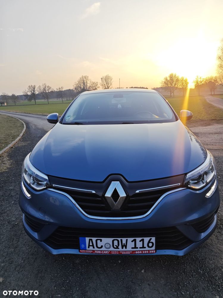 Renault Megane 1.2 Energy TCe Life - 9
