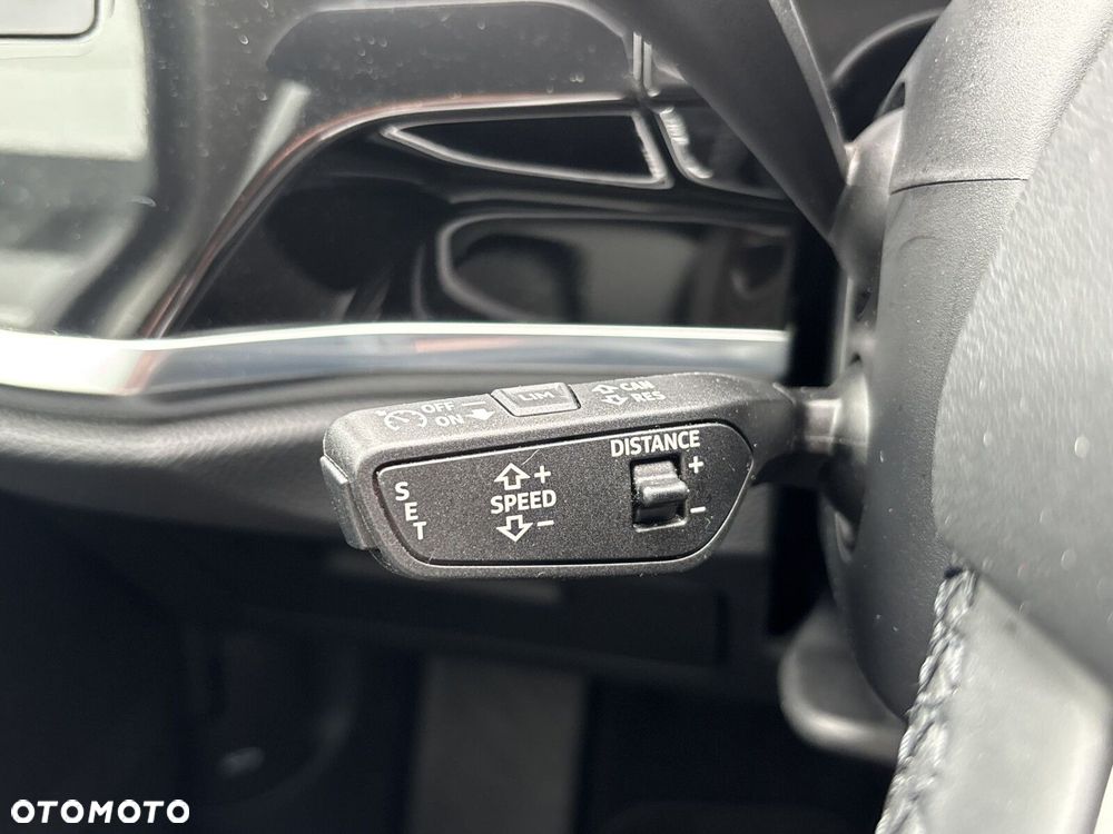 Audi Q3 Sportback - 13