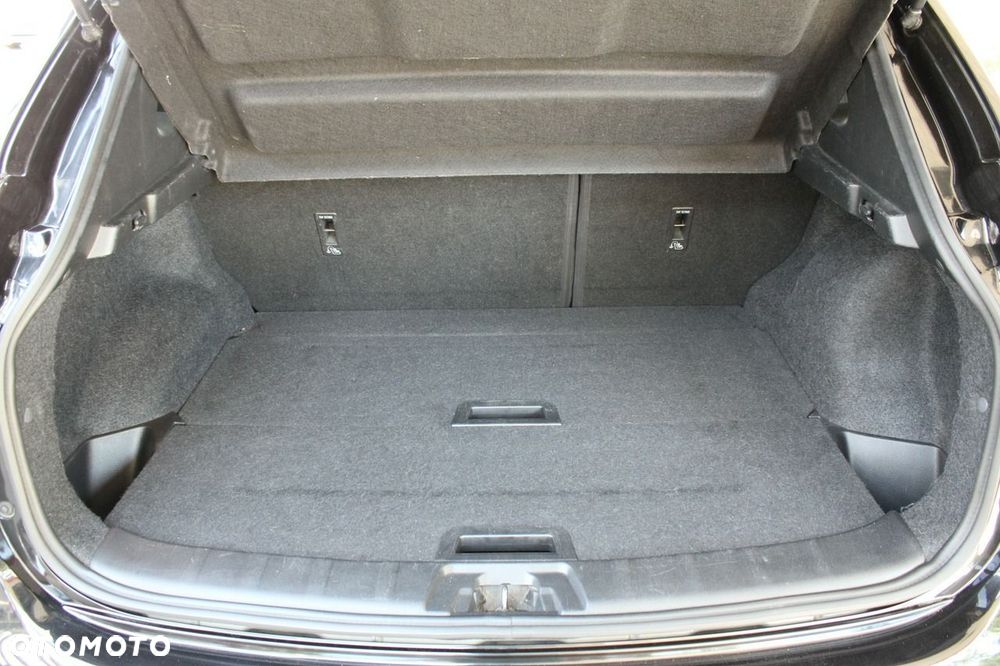 Nissan Qashqai 1.6 DIG-T N-Connecta - 32