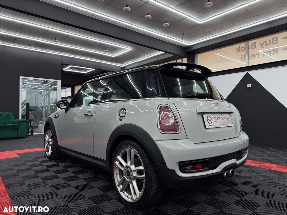 Mini Cooper S Standard - 3