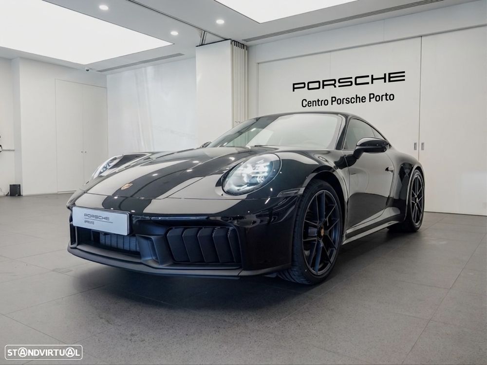 Porsche 911 (992) Carrera 4 GTS - 1