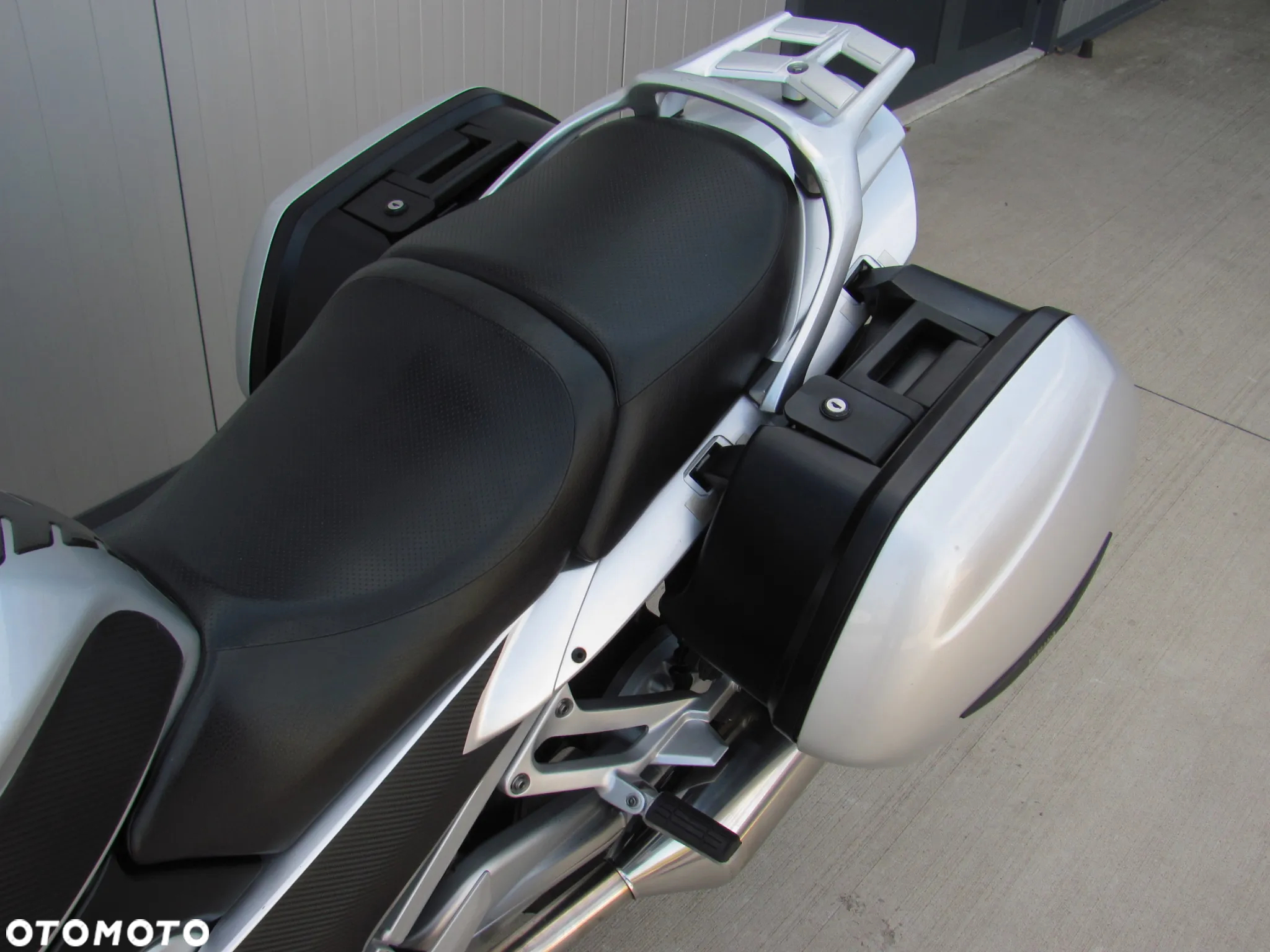Yamaha FJR - 16