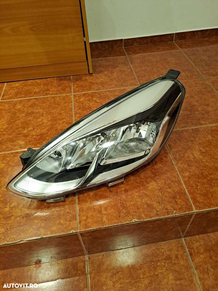 Far stanga original Ford Fiesta an 2017-2021 cod H1BB13W030AE - 1